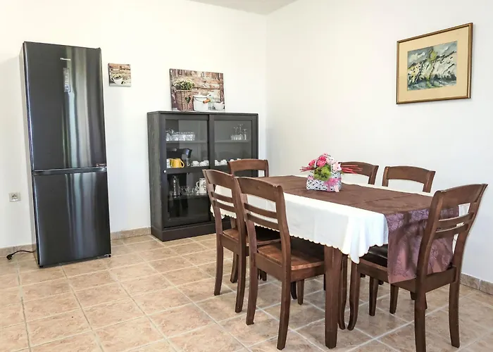 Marija By Interhome Vakantiehuis Vicani